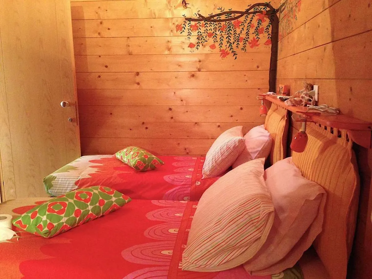 B&B Paraiso Madera Castagnaro 0*,